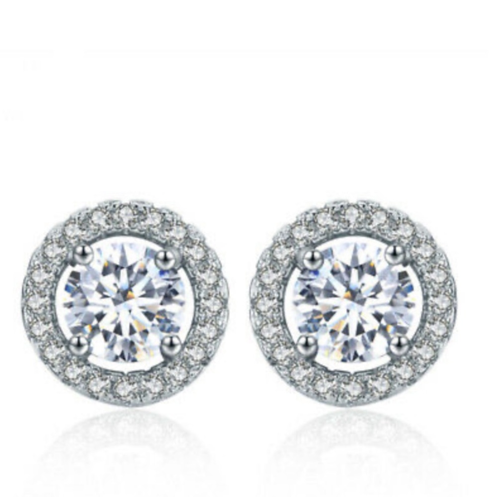 925 Sterling Silver Stud Earrings - Picture 3 of 3